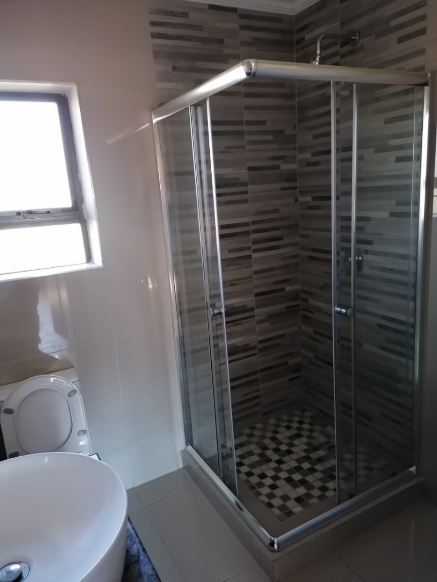  Bedroom Property for Sale in Selosesha Free State